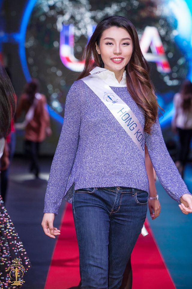 Nhan sắc khó mê được của một đại diện châu Á, Hoa hậu Hồng Kông.